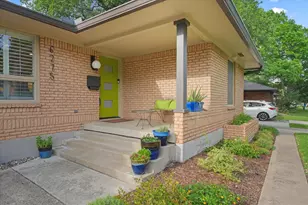 6275 Saratoga Cir, Dallas, TX 75214 - Photo 3