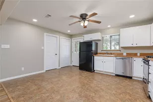 209 W Houston Ln, Van Alstyne, TX 75495 - Photo 7