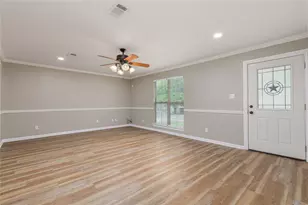 209 W Houston Ln, Van Alstyne, TX 75495 - Photo 3