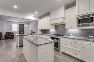 2728 Shelby Dr, Lewisville, TX 75067 - Photo 3