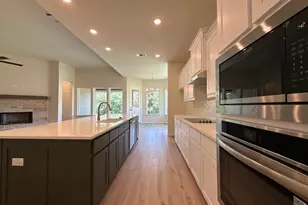 128 Oak Grv Wy, Springtown, TX 76082 - Photo 9