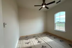 128 Oak Grv Wy, Springtown, TX 76082 - Photo 5