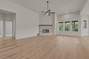128 Oak Grv Wy, Springtown, TX 76082 - Photo 9