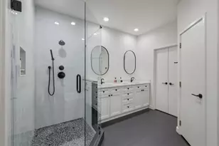 2323 Clark St, Dallas, TX 75204 - Photo 21