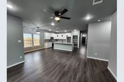 2514 Sheraton Drive, Fort Worth, TX 76105 - Photo 9