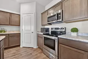 216 Samuel St, Denton, TX 76207 - Photo 5