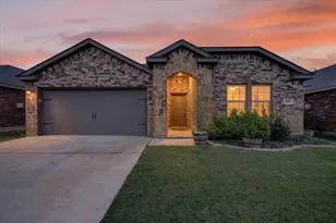 216 Samuel St, Denton, TX 76207 - Photo 1