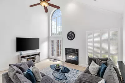 115 Saint James Road, Irving, TX 75063 - Photo 17