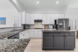 115 St James Rd, Irving, TX 75063 - Photo 9