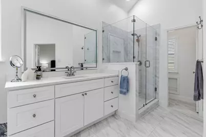 115 Saint James Road, Irving, TX 75063 - Photo 23