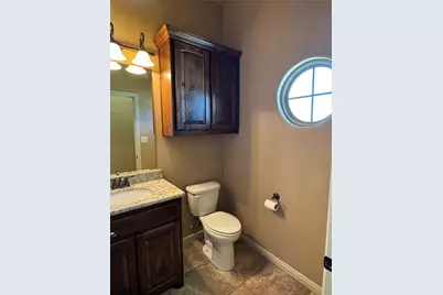 1443 Lauren Lane, Granbury, TX 76048 - Photo 5