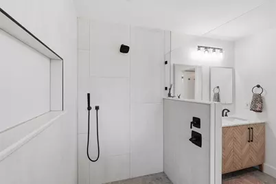 1226 Crestwood Drive, Cleburne, TX 76033 - Photo 19