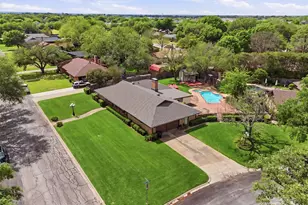 1226 Crestwood Dr, Cleburne, TX 76033 - Photo 31