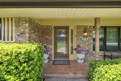 1226 Crestwood Drive, Cleburne, TX 76033 - Photo 3