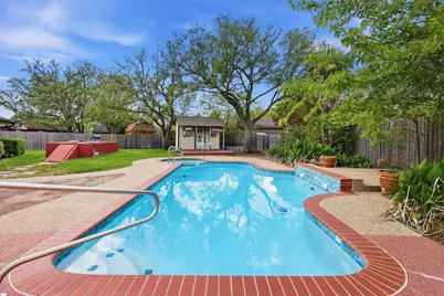 1226 Crestwood Drive, Cleburne, TX 76033 - Photo 9