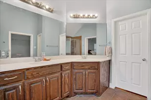 9808 Mullins Crossing Dr, Fort Worth, TX 76126 - Photo 31