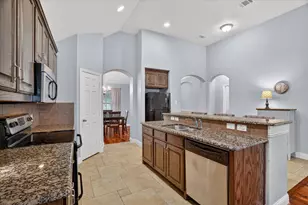 9808 Mullins Crossing Dr, Fort Worth, TX 76126 - Photo 11