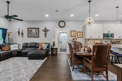 393 E Pennsylvania Avenue, Van, TX 75790 - Photo 9