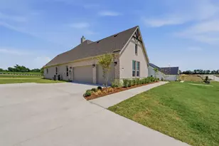 6521 Huron Dr, Blue Ridge, TX 75424 - Photo 5