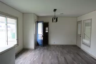 218 N Pearl St, Mart, TX 76664 - Photo 5