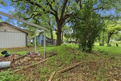 5821 Highland Avenue, Haltom City, TX 76117 - Photo 19