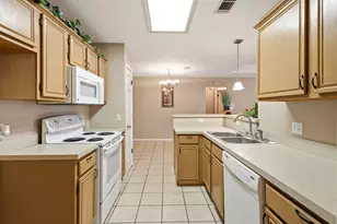 225 Juniper Ridge Ct, DeSoto, TX 75115 - Photo 11