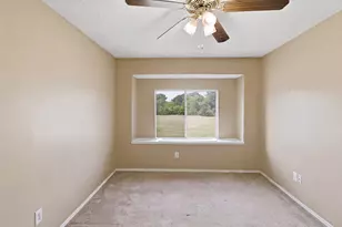 531 Pecan Leaf Dr, Lancaster, TX 75146 - Photo 21