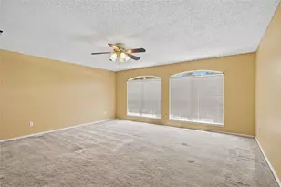 531 Pecan Leaf Dr, Lancaster, TX 75146 - Photo 11