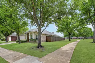 1369 Royal Oaks Dr, Frisco, TX 75036 - Photo 3