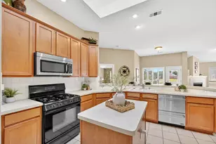 1369 Royal Oaks Dr, Frisco, TX 75036 - Photo 11