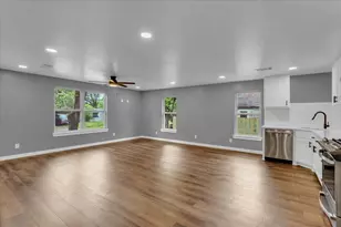 103 N Mill St, Savoy, TX 75479 - Photo 9