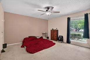 834 S Ridgeway Dr, Cleburne, TX 76033 - Photo 15