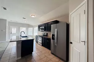 215 Belmont Park Dr, Ponder, TX 76259 - Photo 3