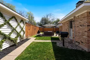 9616 Vinewood Dr, Dallas, TX 75228 - Photo 29
