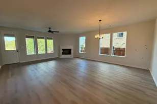 512 Park Side Drive, Weatherford, TX 76087 - Photo 7