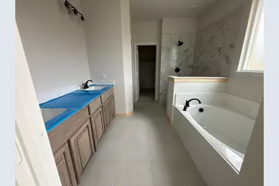 512 Park Side Drive, Weatherford, TX 76087 - Photo 7