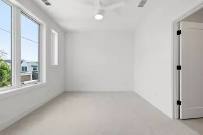 4525 Hopkins Avenue, Dallas, TX 75209 - Photo 21