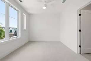 4525 Hopkins Ave, Dallas, TX 75209 - Photo 21