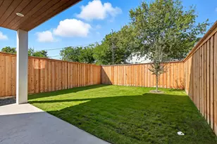 4525 Hopkins Ave, Dallas, TX 75209 - Photo 21