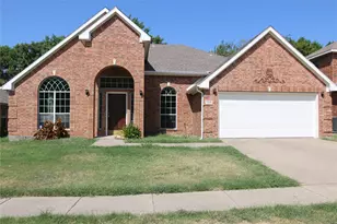 7525 Parkgate Dr, Fort Worth, TX 76137 - Photo 1
