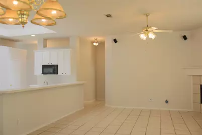 7525 Parkgate Drive, Fort Worth, TX 76137 - Photo 9