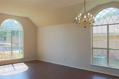 7525 Parkgate Drive, Fort Worth, TX 76137 - Photo 3