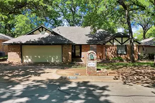 5715 Trail Crest Dr, Arlington, TX 76017 - Photo 1