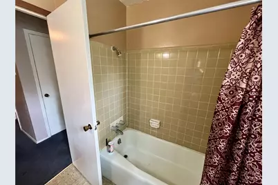 858 Lexington Drive, Lancaster, TX 75134 - Photo 17