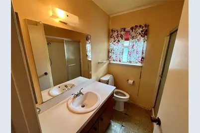 858 Lexington Drive, Lancaster, TX 75134 - Photo 13