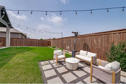 4753 Brockwell Drive, Carrollton, TX 75010 - Photo 37