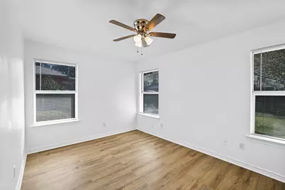 2604 Danny Lane, Farmers Branch, TX 75234 - Photo 15