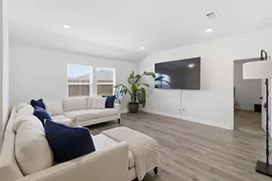 1301 Stuarts Frst Dr, Denton, TX 76207 - Photo 23