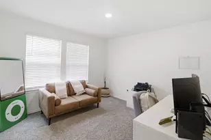 1301 Stuarts Frst Dr, Denton, TX 76207 - Photo 5