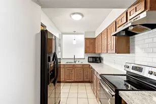 2200 Seville Ct, Dalworthington Gardens, TX 76013 - Photo 13